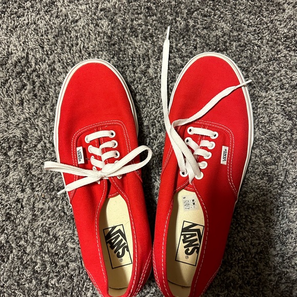 Brand new red vans men - Picture 2 of 3